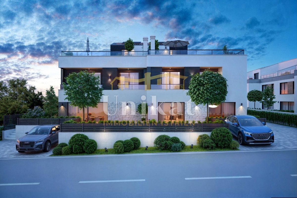 Дом POREČ, 575.000 €